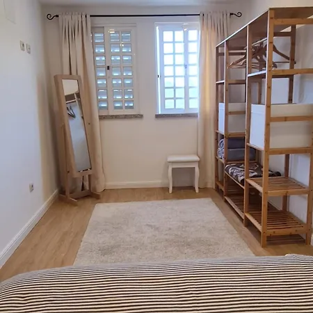 Feriehus Stone House Salzedas