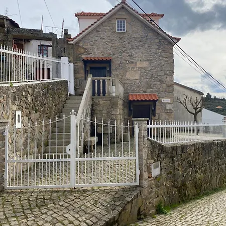 Stone House Salzedas