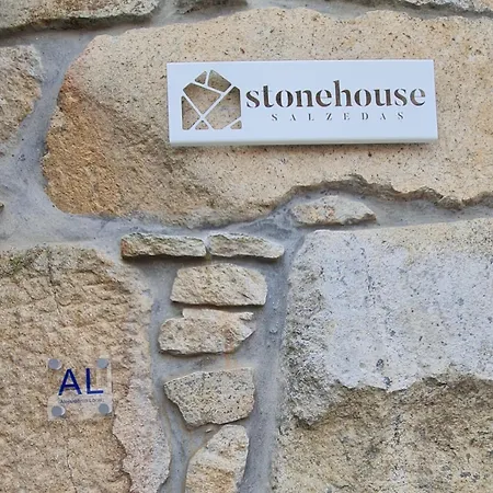 Holiday home Stone House Salzedas