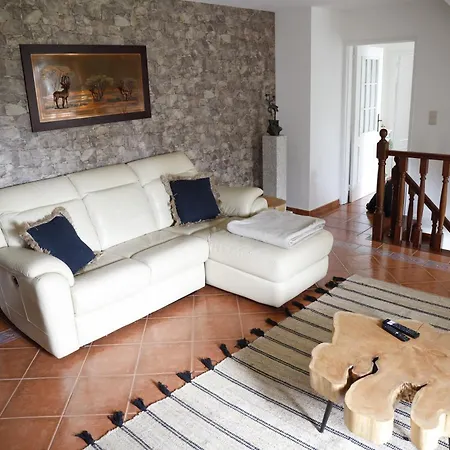 Stone House Holiday home Salzedas