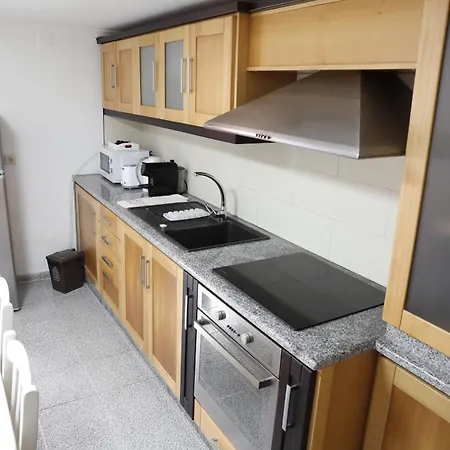 Feriehus Stone House *