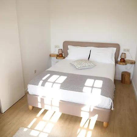 Stone House Holiday home Salzedas