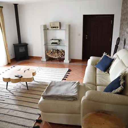 Stone House Salzedas