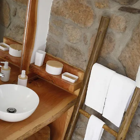 Stone House * Salzedas