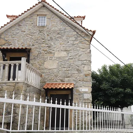 Holiday home Stone House Salzedas