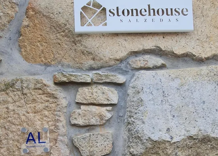 Prázdninový dům Stone House Salzedas