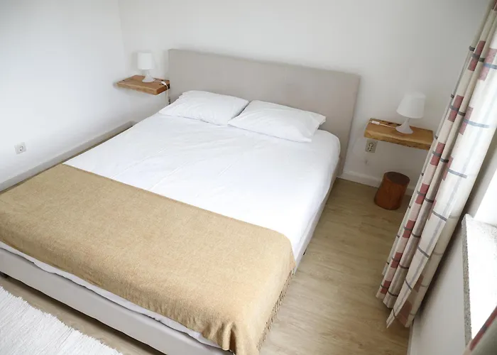 Nyaraló Stone House *